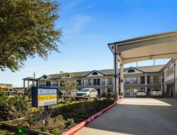 Executive Inn & Suites hotel detail image 2
