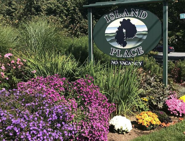 Island Place hotel detail image 3