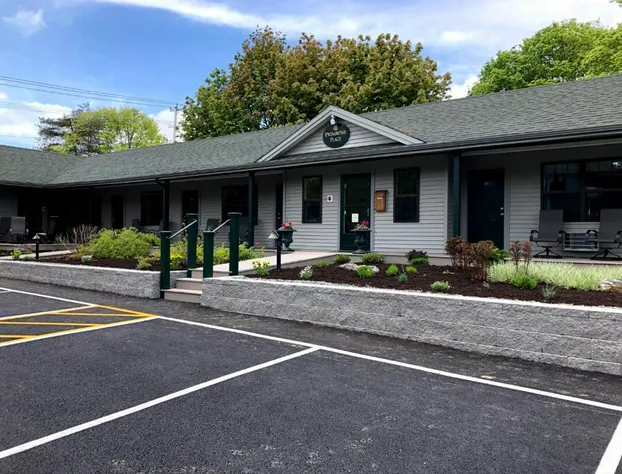 Island Place hotel detail image 1