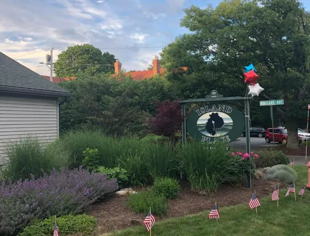 Island Place hotel detail image 4