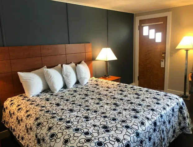 Edenbrook Motel hotel detail image 3