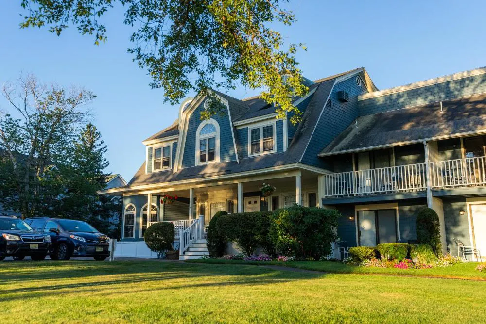 Seacastles Resort hotel hero