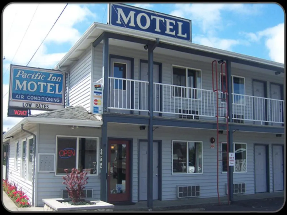 Pacific Inn Motel hotel hero