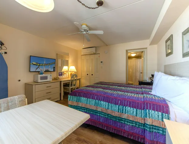 Royal Hawaiian Motel hotel detail image 3