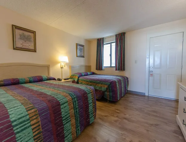 Royal Hawaiian Motel hotel detail image 4