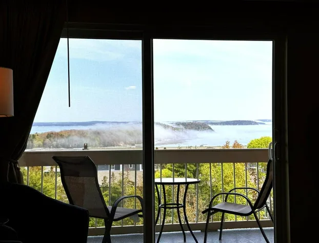 Atlantic Eyrie Lodge hotel detail image 4