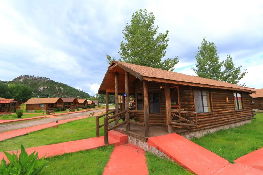 Villa Mexicana Creel Mountain Lodge hotel hero