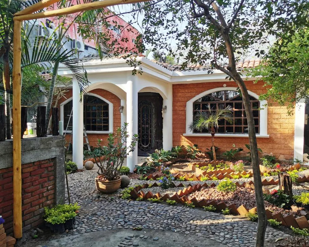 Hotel Ashly hotel hero