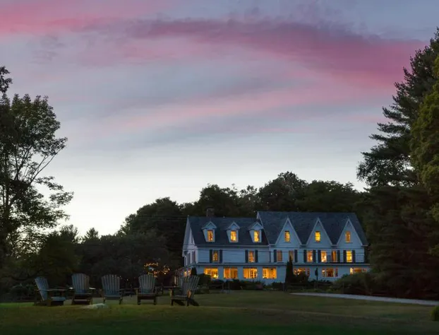 Inn at Pleasant Lake hotel detail image 2