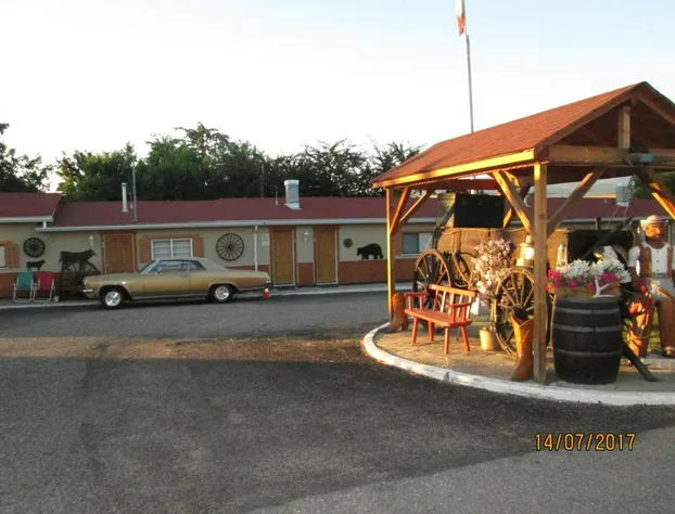 Tel-A-Friend Motel hotel detail image 1