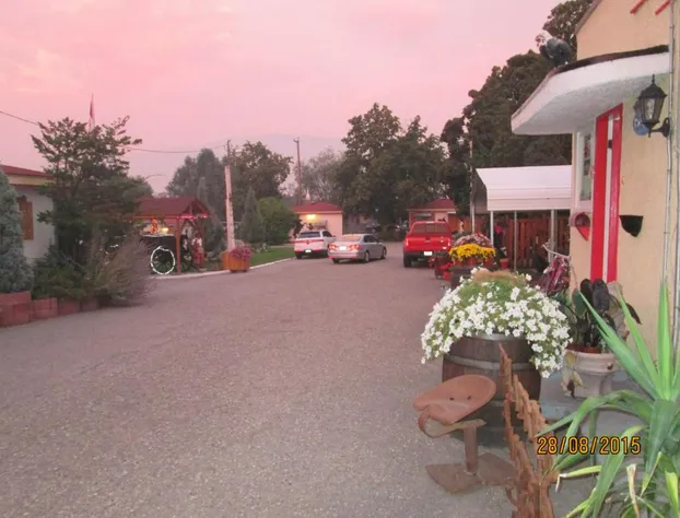 Tel-A-Friend Motel hotel detail image 4