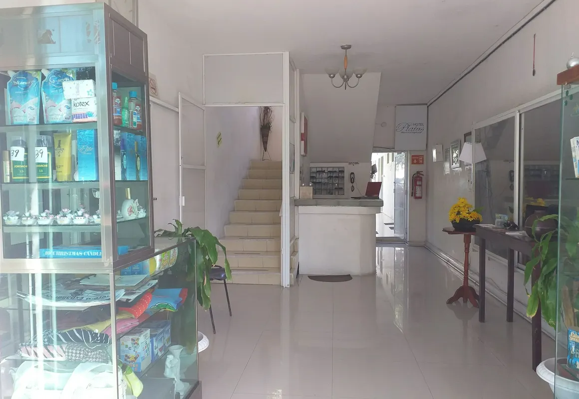 Hotel Platas hotel hero