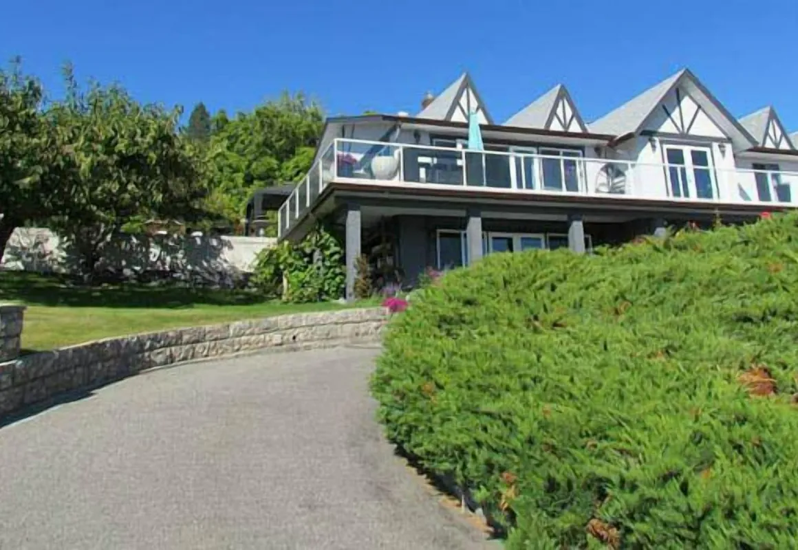 Le Chateau du Lac hotel hero