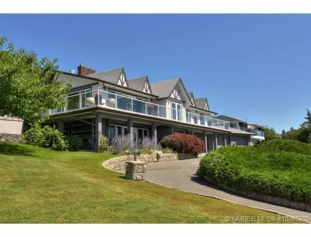 Le Chateau du Lac hotel detail image 1