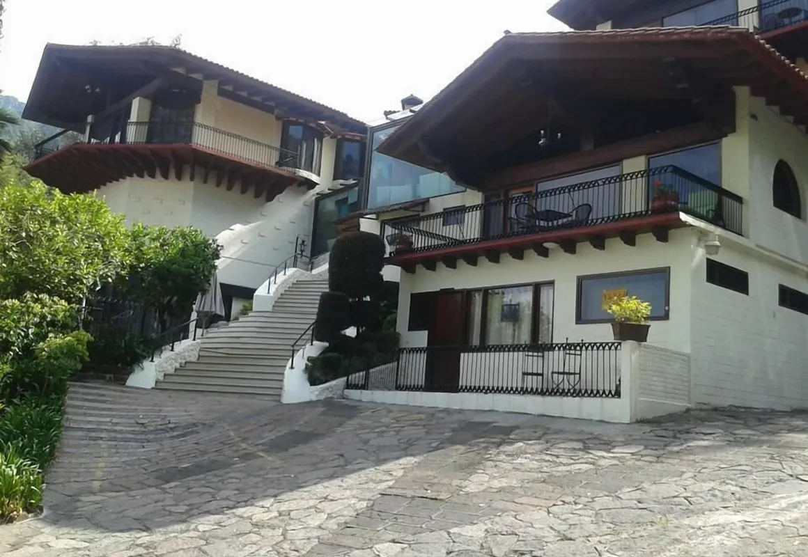 Hotel Suites en la montaña hotel hero