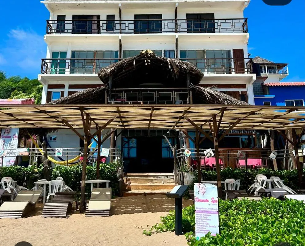 Hotel Neptuno Zipolite hotel hero