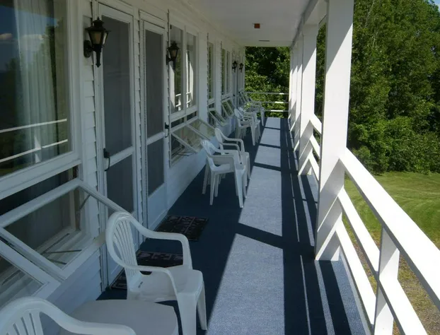 High Tide Inn hotel detail image 2