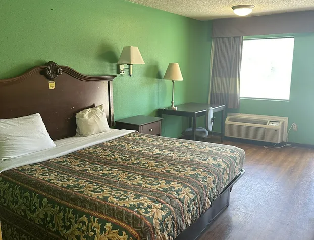 American Inn hotel detail image 2