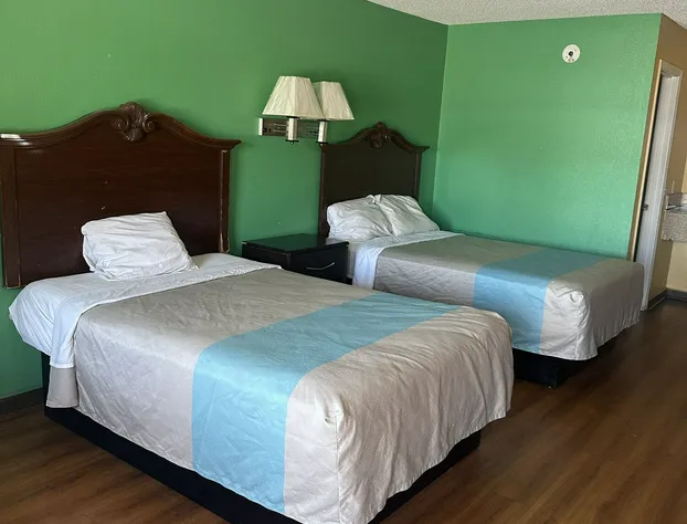 American Inn hotel detail image 3