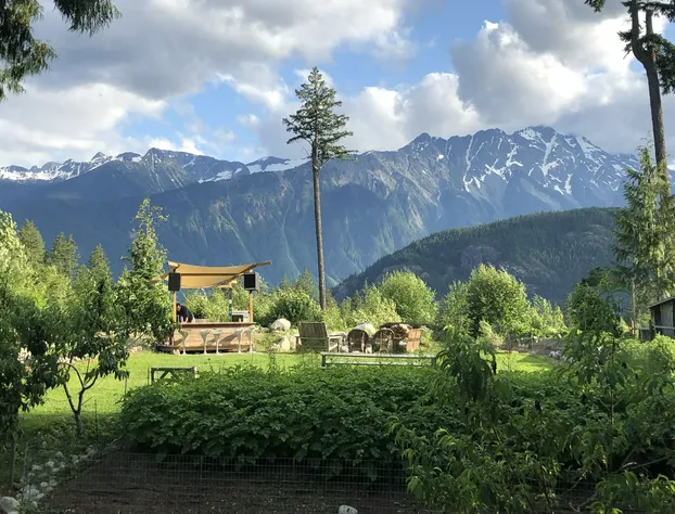 The Cabin at Sweetwater Lane Farm hotel detail image 1