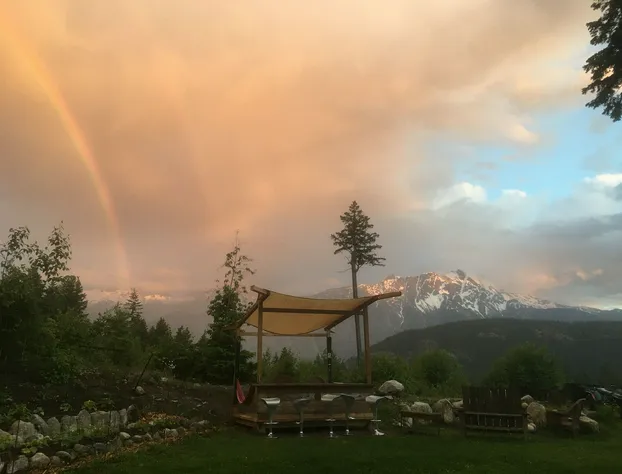 The Cabin at Sweetwater Lane Farm hotel detail image 3