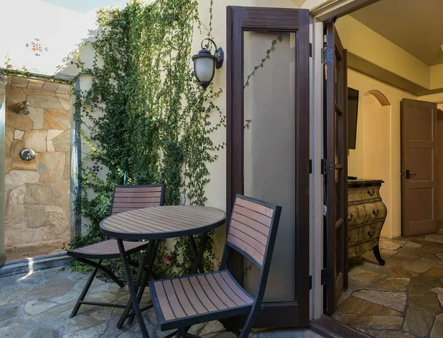 Lucille Palm Springs hotel detail image 2