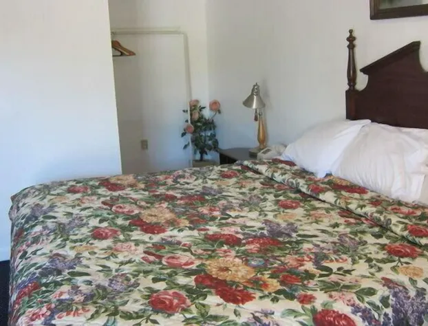 Lamplighter Motel - Clinton, Connecticut hotel detail image 2