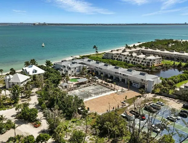 Lighthouse Resort and Club hotel detail image 3