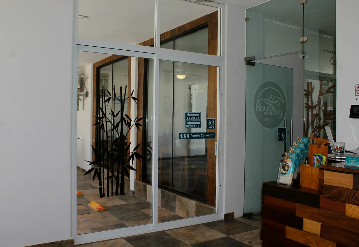 Hotel Playa del Rey hotel hero