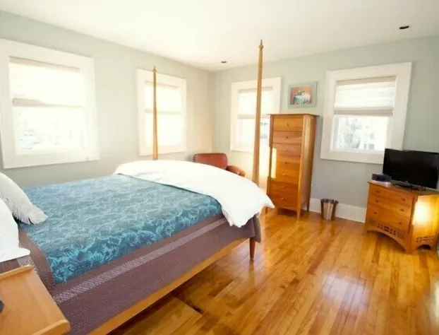 24 East Main Street B&B hotel detail image 4