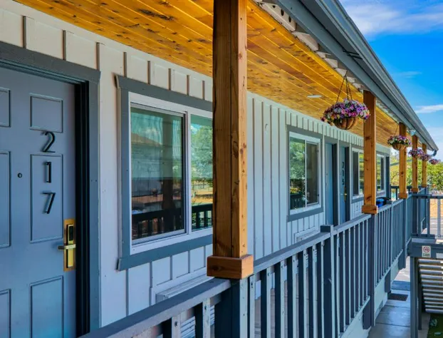 Ramona Valley Inn hotel detail image 4