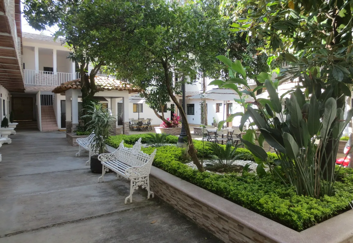 Hotel Arboledas hotel hero