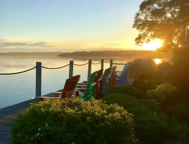 Treadwell Inn hotel detail image 2