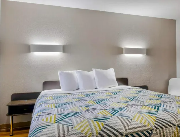 Motel 6 Little Rock, AR - South hotel detail image 4