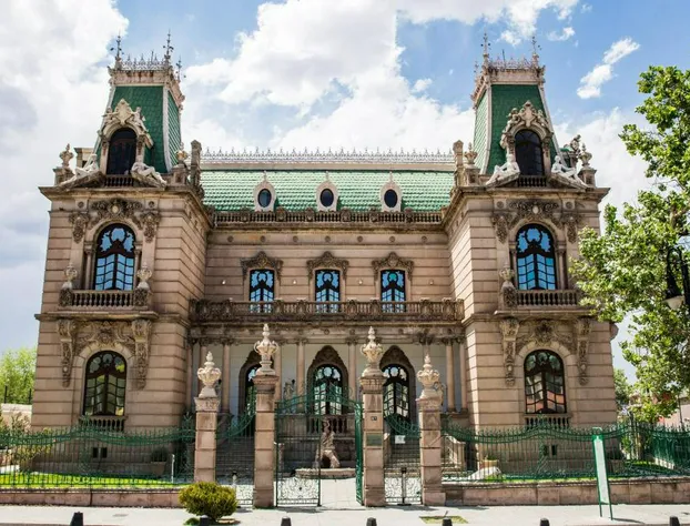 One Chihuahua Fashion Mall hotel detail image 4