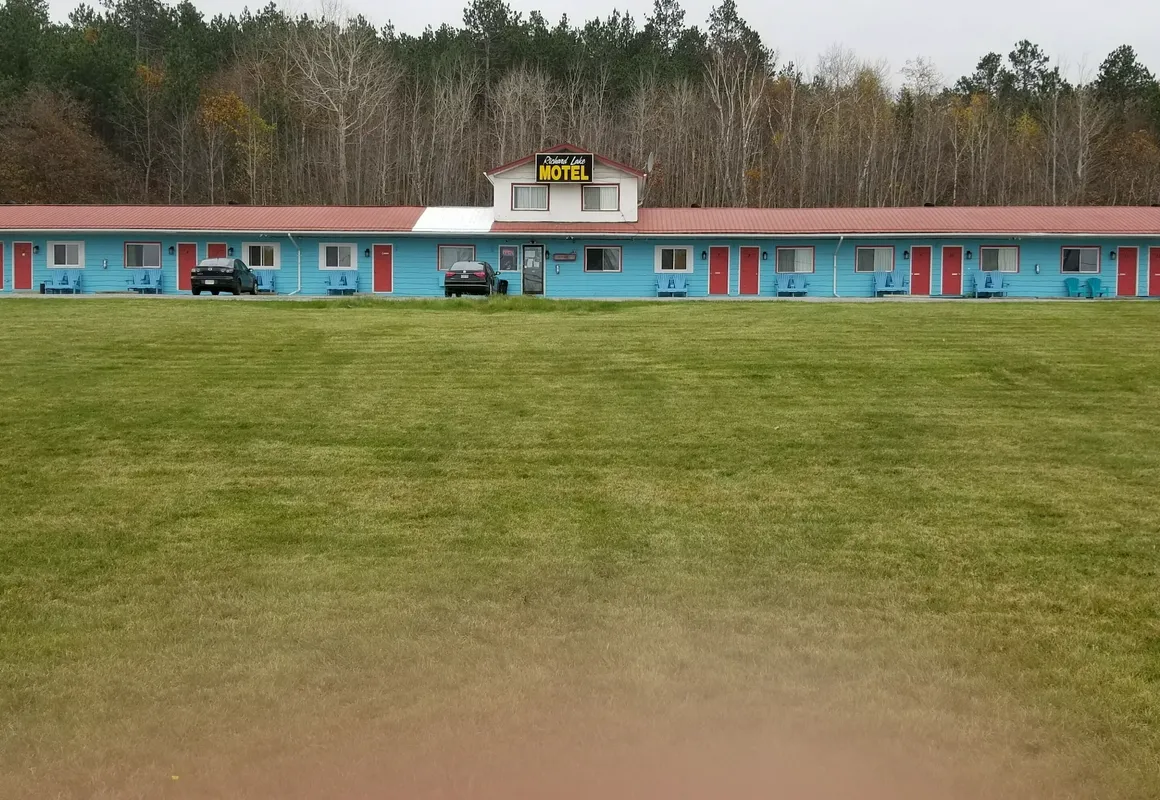 Richard Lake Motel hotel hero