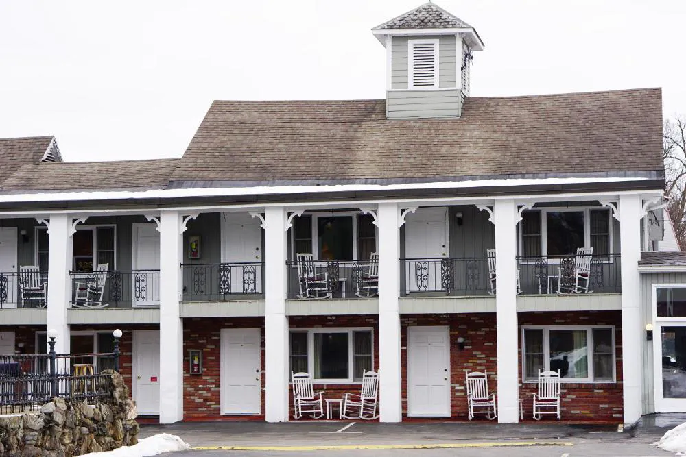 Stay Saratoga hotel hero