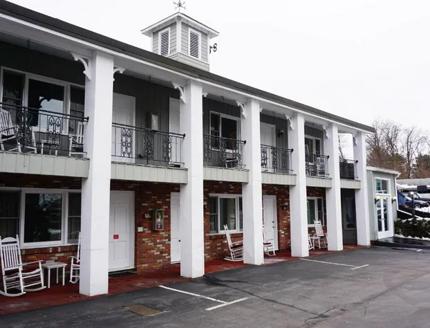 Stay Saratoga hotel detail image 2