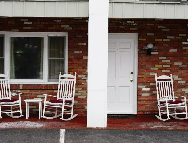 Stay Saratoga hotel detail image 3