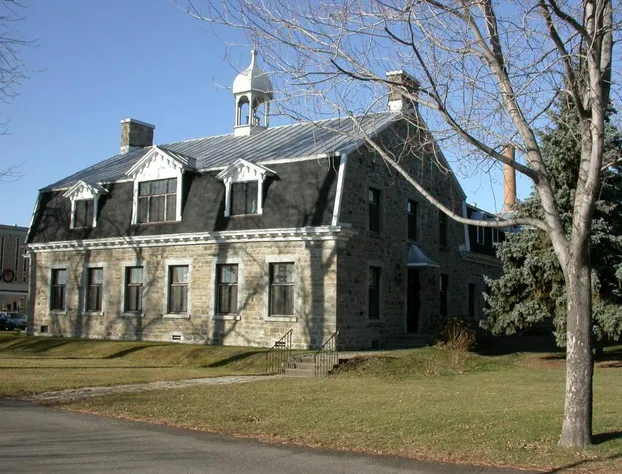 Manoir D'Youville hotel detail image 1