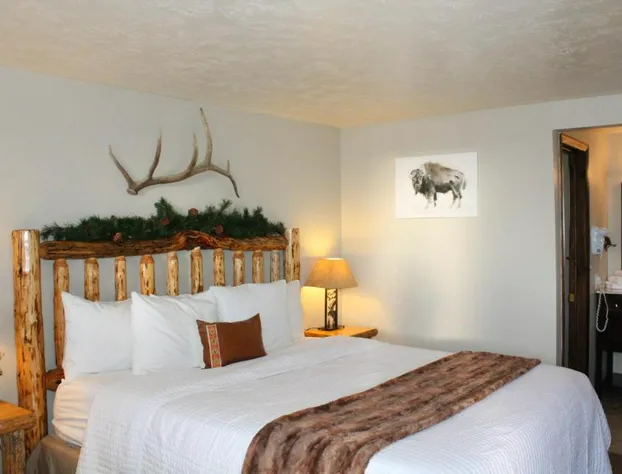 The Evergreen hotel detail image 4