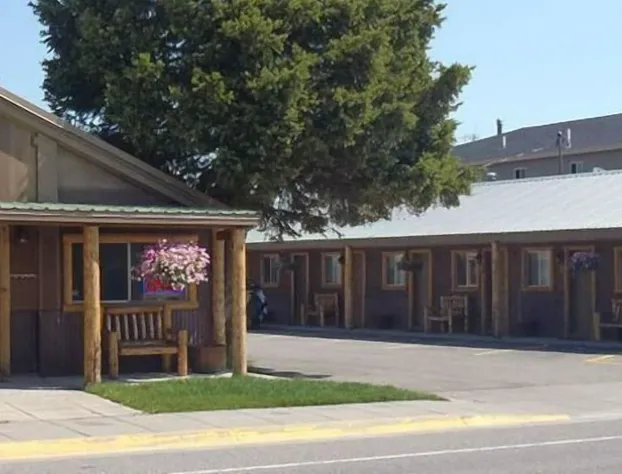 The Evergreen hotel detail image 1