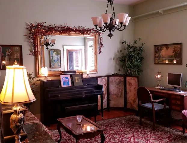 Old Wheeler Hotel hotel detail image 4