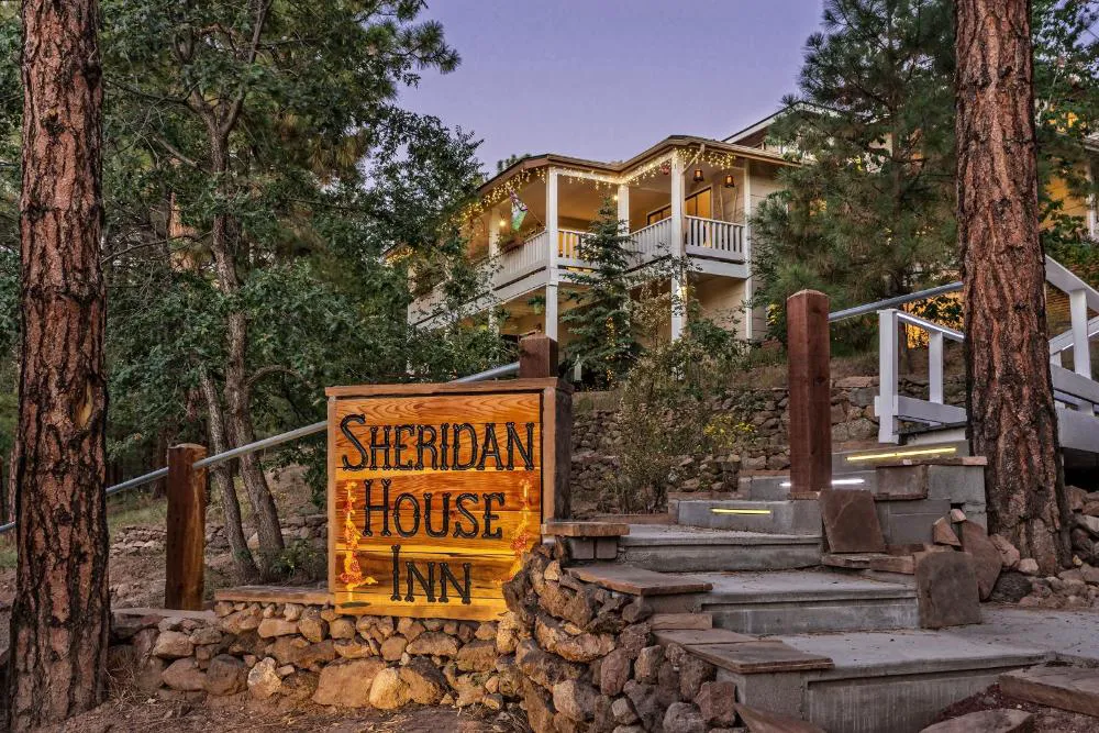Sheridan House Inn - Adult Only hotel hero