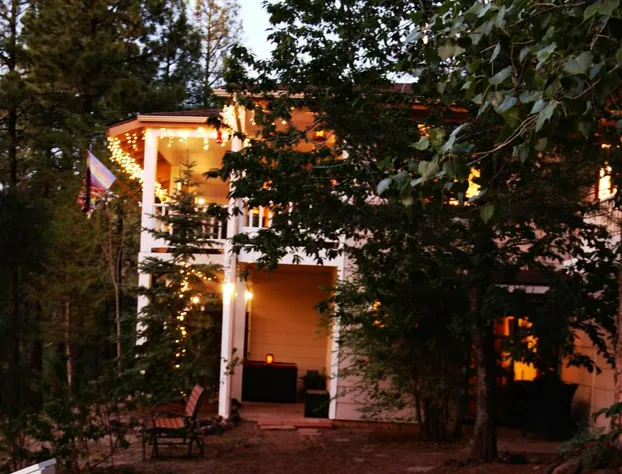 Sheridan House Inn - Adult Only hotel detail image 1