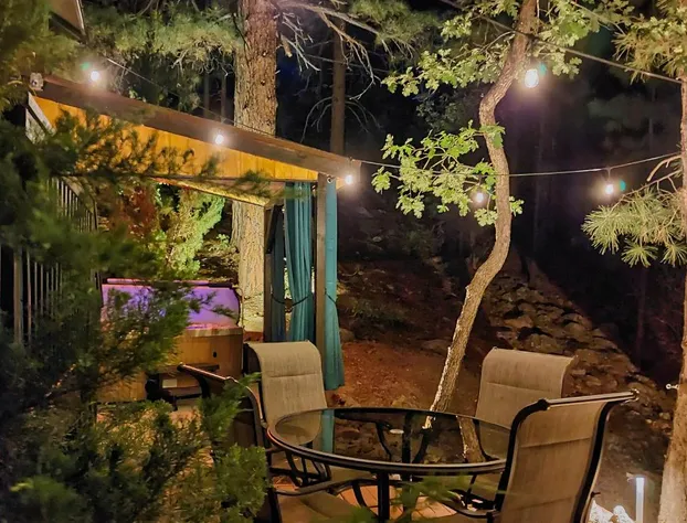 Sheridan House Inn - Adult Only hotel detail image 3