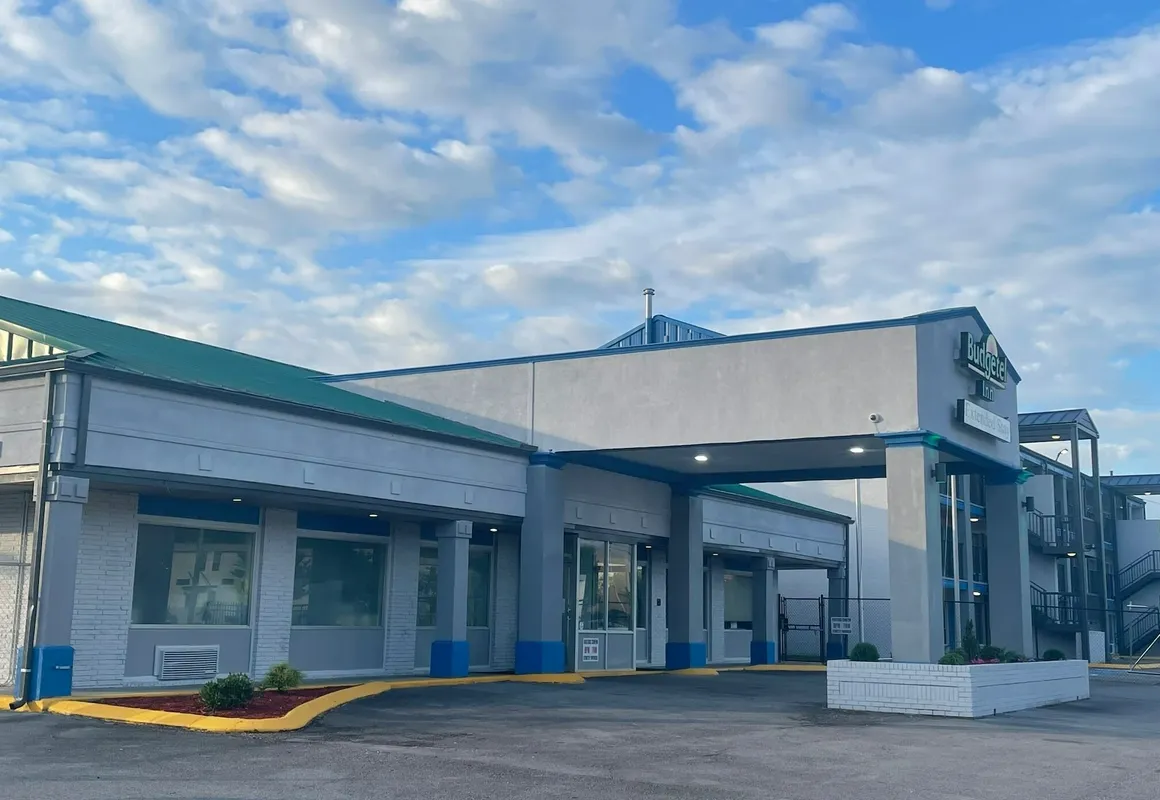 Budgetel Inn & Suites hotel hero