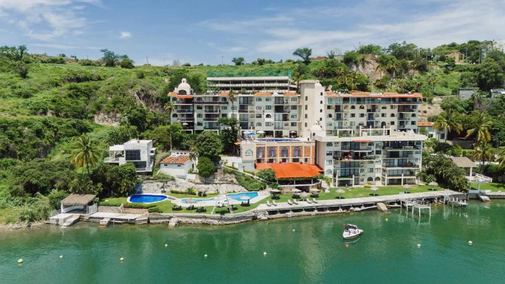 Hotel Master Club hotel hero