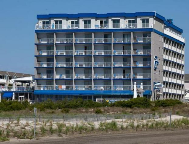 Adventurer Oceanfront Inn hotel detail image 1