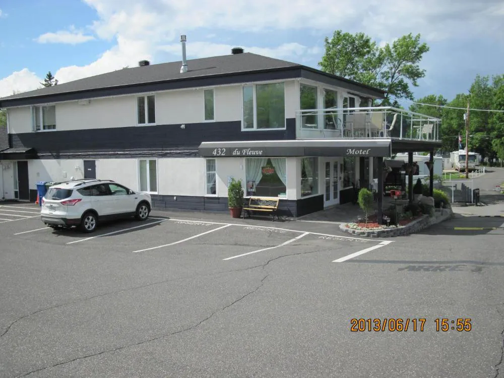 Motel Parc Beaumont Inc. hotel hero